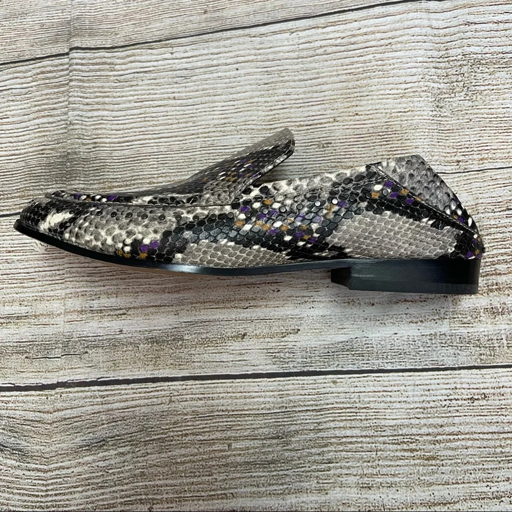 Vince Camuto Jendaya Convertible Loafer Mulberry Snake Print Leather Sz 6.5 - Picture 7 of 11